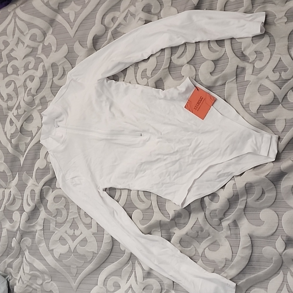 Zip front body suit size Small NWT